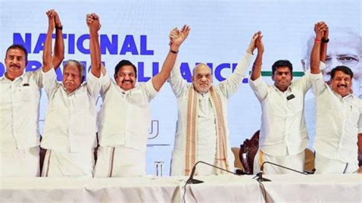 
10 DMK legislators in touch with AIADMK leadership, claims Palaniswami 