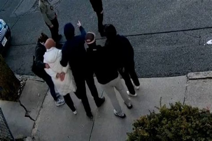 
11 yr-old sexually assaulted in Delhi, neighbour arrested 