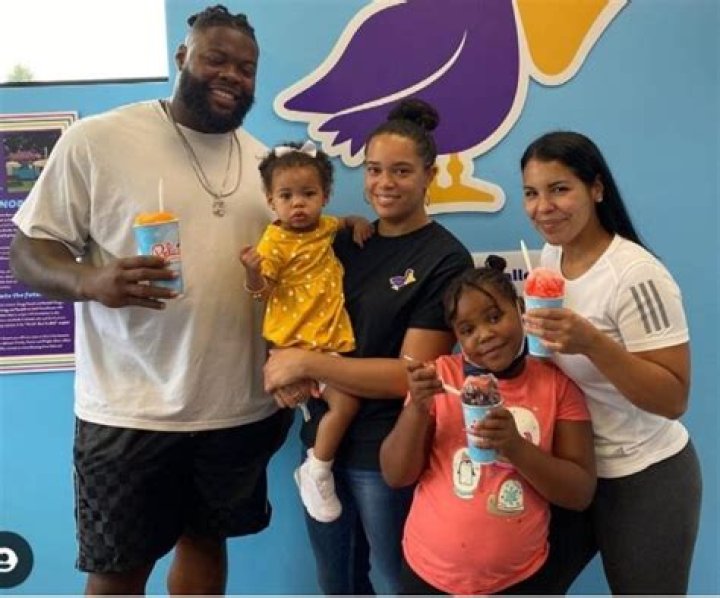 
5 Facts To Know About Defensive Tackle Linval Joseph Family 