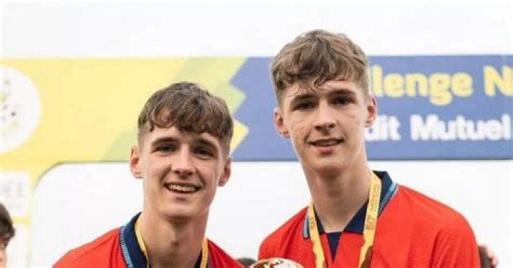 
Aaron Fletcher Height, Weight, Net Worth, Age, Birthday, Wikipedia, Who, Nationality, Biography 