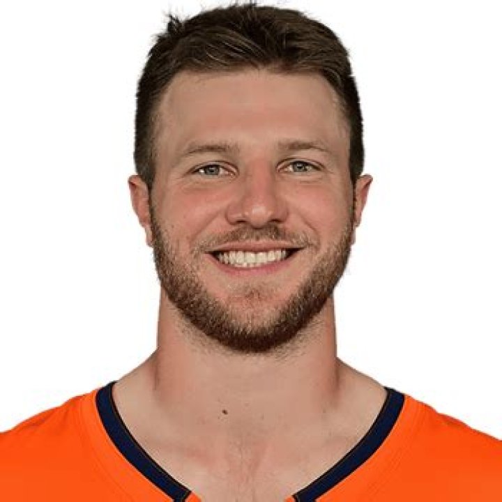 
Adam Trautman Height, Weight, Net Worth, Age, Birthday, Wikipedia, Who, Nationality, Biography 