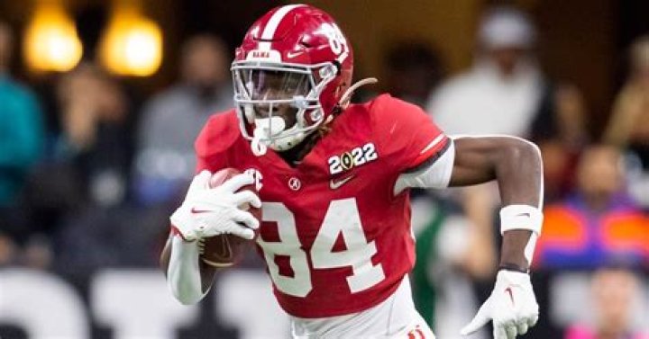 
Agiye Hall Height, Weight, Net Worth, Age, Birthday, Wikipedia, Who, Nationality, Biography 