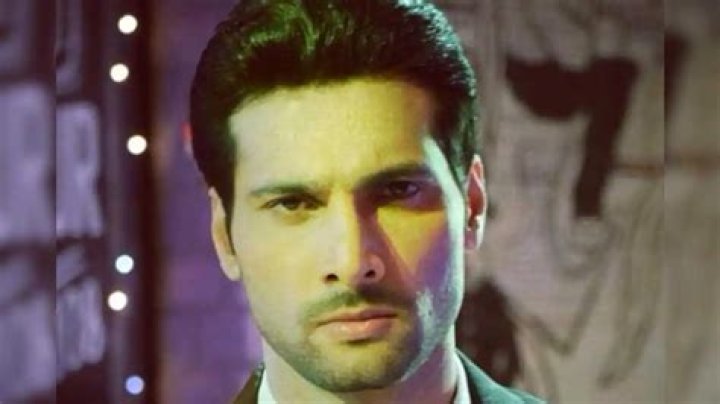Aham Sharma Height, Weight, Net Worth, Age, Birthday, Wikipedia, Who, Instagram, Biography