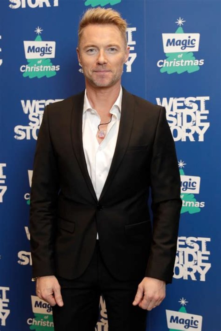 
Alex Keating Height, Weight, Net Worth, Age, Birthday, Wikipedia, Who, Nationality, Biography 