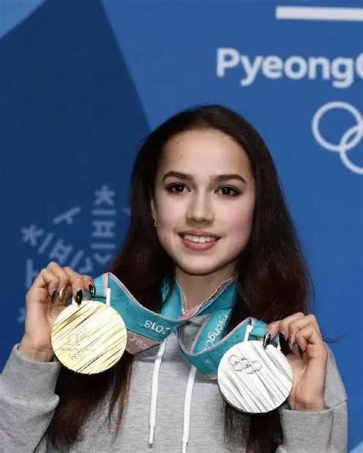 
Alina Zagitova Height, Weight, Net Worth, Age, Birthday, Wikipedia, Who, Nationality, Biography 