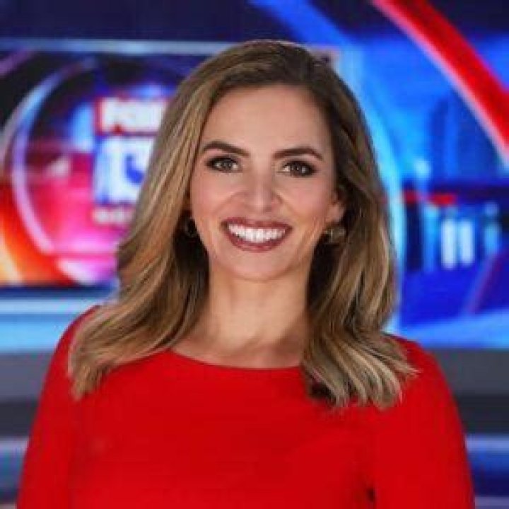 
Allie Corey Height, Weight, Net Worth, Age, Birthday, Wikipedia, Who, Nationality, Biography 