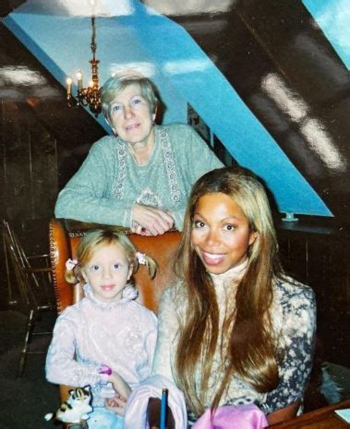 
Angela Ermakova Height, Weight, Net Worth, Age, Birthday, Wikipedia, Who, Nationality, Biography 