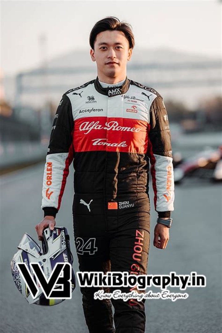 Angela Zhou Height, Weight, Net Worth, Age, Wiki, Who, Instagram, Biography