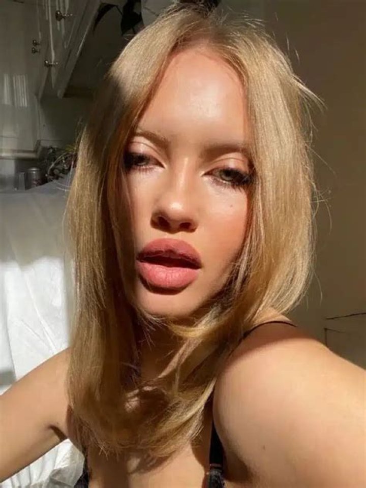 
Anna En Height, Age, Boyfriend, Biography, Wiki, Net Worth 