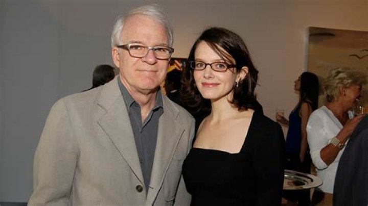 
Anne Stringfield: Steve Martin’s Wife’s Bio, Age, Baby, Wedding, Daughter, Pregnant 