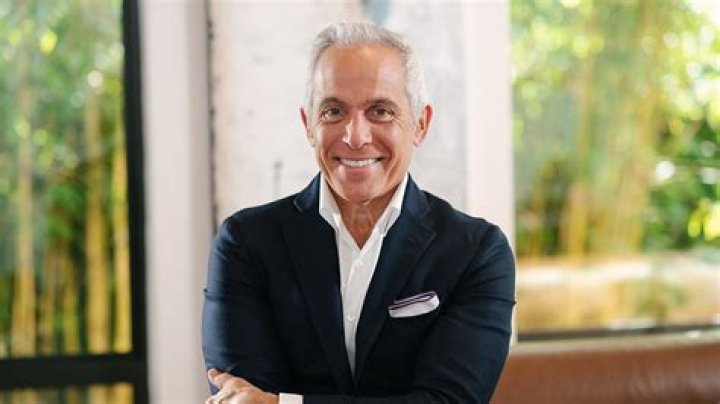 Arda Zakarian Height, Weight, Net Worth, Age, Birthday, Wikipedia, Who, Instagram, Biography