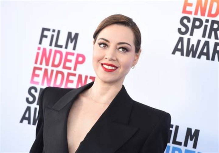 Aubrey Plaza Spoke Spanish On A Park and Rec Episode, But Is She Fluent?