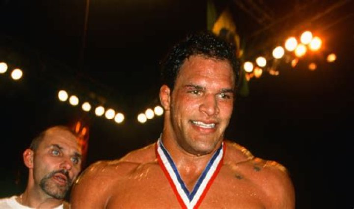 Brook Kerr Height, Weight, Net Worth, Age, Birthday, Wikipedia, Who, Instagram, Biography