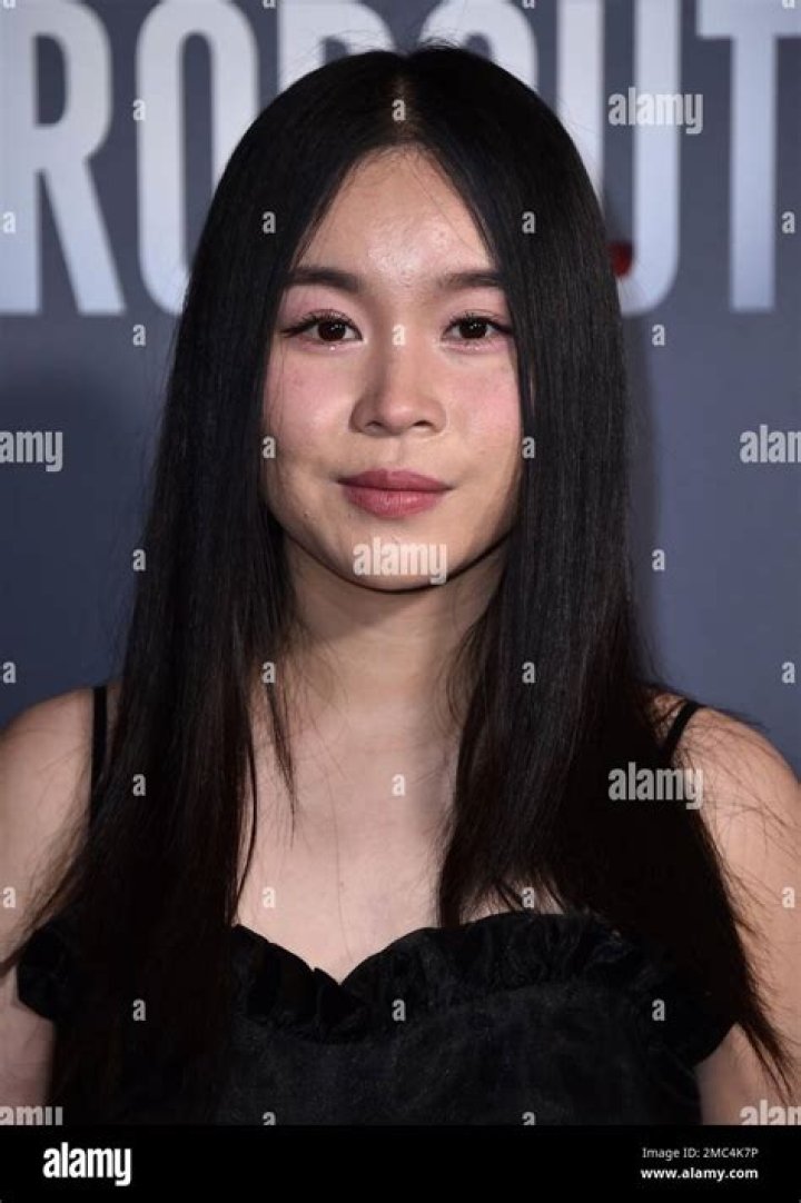 
Camryn Mi-young Height, Weight, Net Worth, Age, Birthday, Wikipedia, Who, Nationality, Biography 