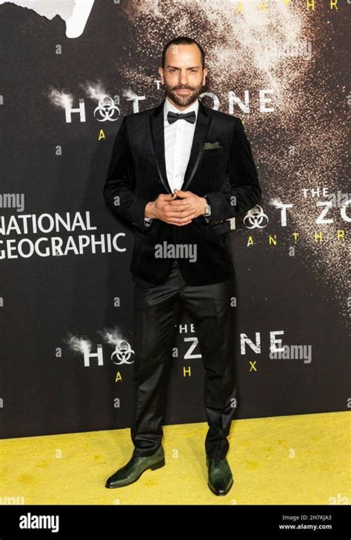 Carlos Gonzalez-Vio Height, Weight, Net Worth, Age, Birthday, Wikipedia, Who, Instagram, Biography