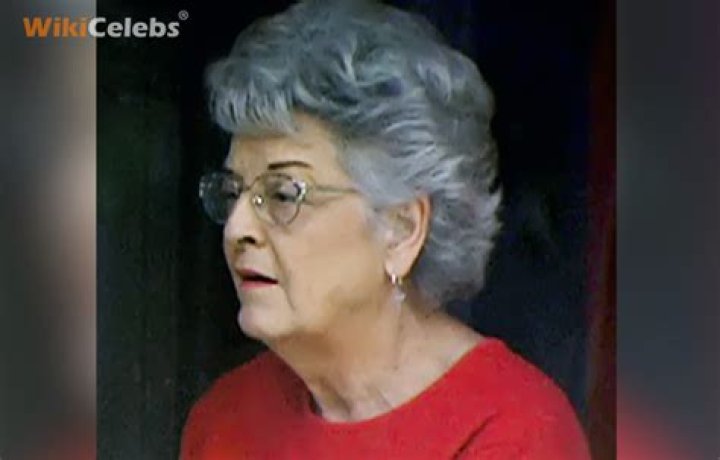 Caroline Seaton Height, Weight, Net Worth, Age, Birthday, Wikipedia, Who, Nationality, Biography