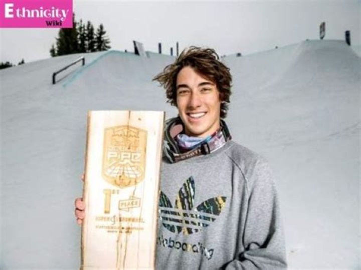 
Chase Josey Height, Weight, Net Worth, Age, Birthday, Wikipedia, Who, Nationality, Biography 