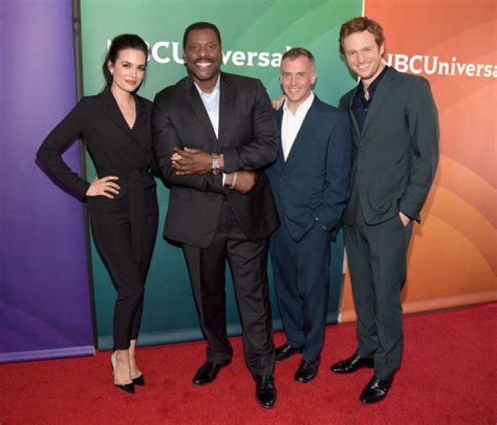 David Eigenberg Height, Weight, Net Worth, Age, Birthday, Wikipedia, Who, Nationality, Biography