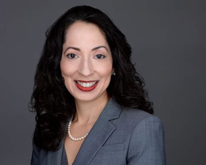 
Debra Ibarra Mayfield Height, Weight, Net Worth, Age, Birthday, Wikipedia, Who, Nationality, Biography 