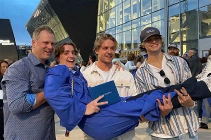 
‘Dedicated Firefighter’ on Life Support After Slipping on Ice During Training Session 