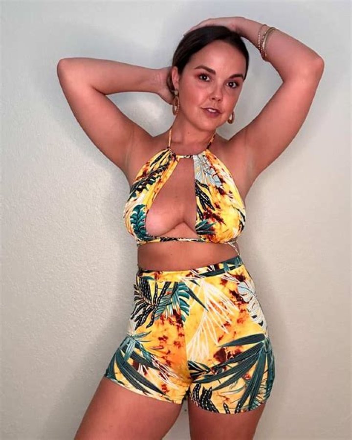 Dillion Harper Height, Weight, Net Worth, Age, Birthday, Wikipedia, Who, Nationality, Biography