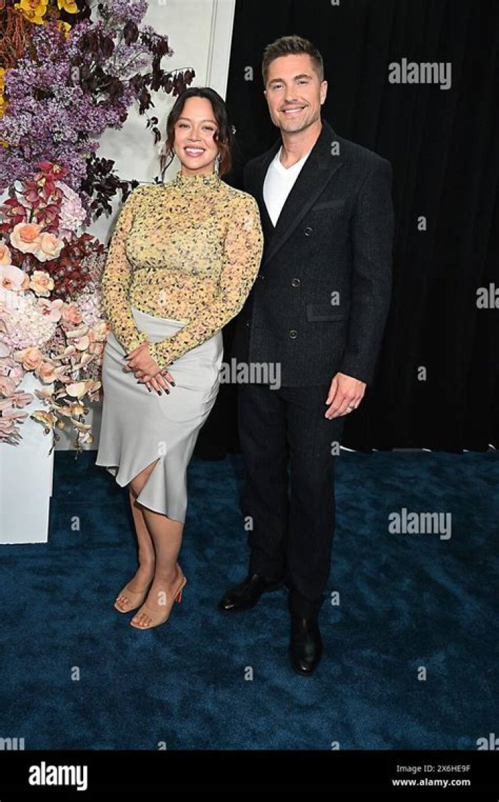 Does Emily Cox Have A Boyfriend Or Husband? Her Dating Life Explored