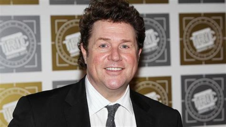Does Michael Ball Have Brain Tumor? Where Is The Singer Today?