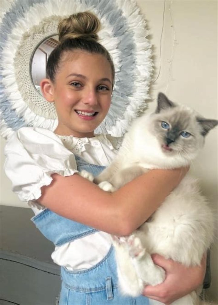 Emma Berman Height, Weight, Net Worth, Age, Birthday, Wikipedia, Who, Nationality, Biography