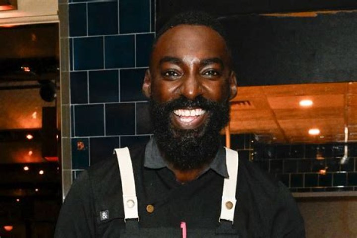 Eric Adjepong Height, Weight, Net Worth, Age, Birthday, Wikipedia, Who, Nationality, Biography