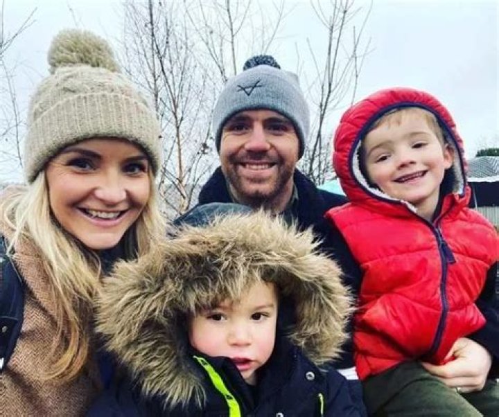 
Ernie Myler, Louis Myler, And Elsie Kate – Helen Skelton Shares Three Young Kids With Ex-husband Richie Myler 