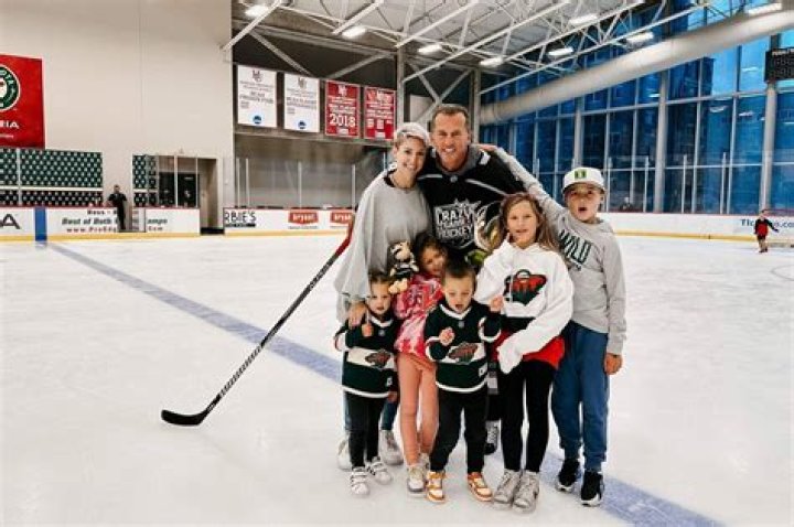 
Former Ice Hockey Player Mike Modano Has Five Adorable Kids With His Wife Allison Modano 