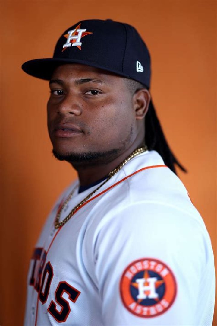 Framber Valdez Net Worth – Houston Astros Pitcher Salary Breakdown