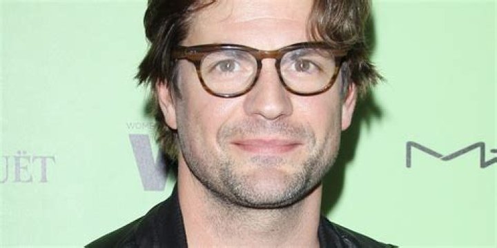 Gale Harold’s Wiki Bio, net worth. Is he married to wife or gay?