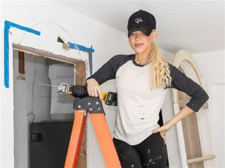 Galey Alix Height, Weight, Net Worth, Age, Birthday, Wikipedia, Who, Instagram, Biography