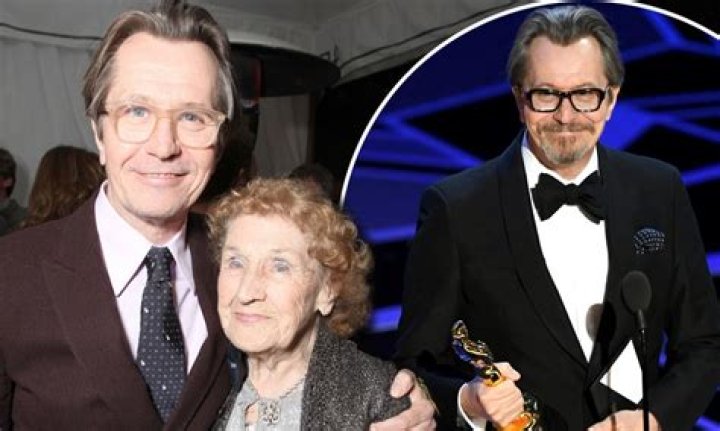 
Gary Oldman Siblings | Meet Laila Morse Parents And Ethnicity 