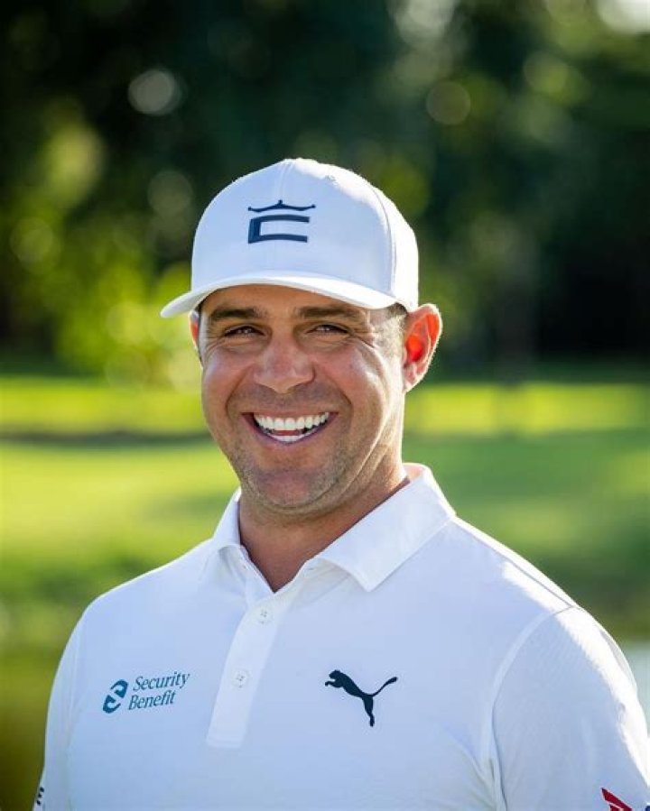 
Gary Woodland Height, Weight, Net Worth, Age, Birthday, Wikipedia, Who, Nationality, Biography 