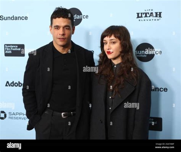 
Gil Perez-Abraham Height, Weight, Net Worth, Age, Birthday, Wikipedia, Who, Nationality, Biography 