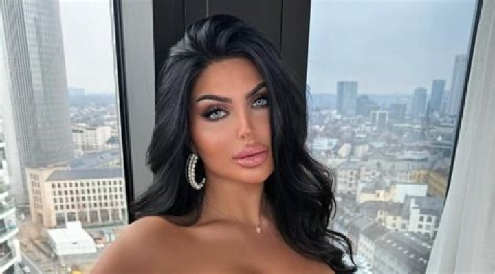 Helen Soraya Height, Weight, Net Worth, Age, Birthday, Wikipedia, Who, Instagram, Biography