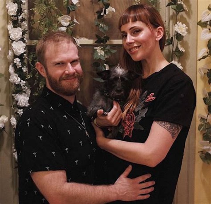 Henry Zebrowski is Married to Wife: Natalie Jean. Kids.