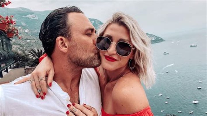 
Hollywoodkxm Height, Weight, Net Worth, Age, Birthday, Wikipedia, Who, Nationality, Biography 