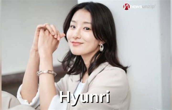 Hyunri Height, Weight, Net Worth, Age, Birthday, Wikipedia, Who, Instagram, Biography