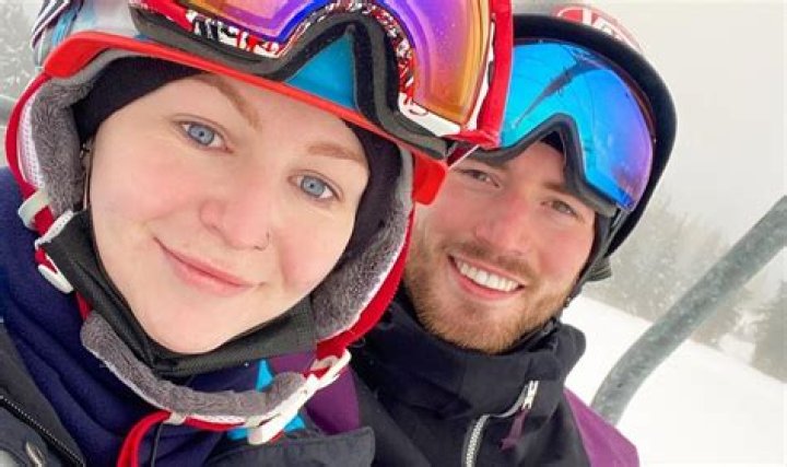 Inside Kallmekris And Her Boyfriend Aaron Brown Relationship Timeline