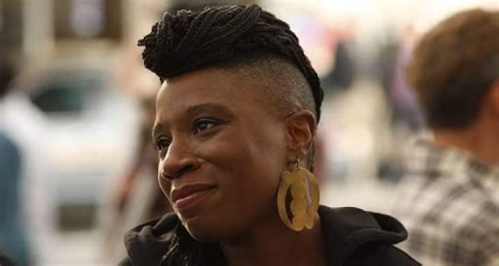 
Is Aisha Hinds Gay? American Actress’s Sexual Orientation is a Mystery! 