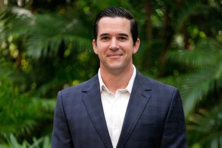 Is Andy Stumpf Married to Wife? or Dating a Girlfriend?