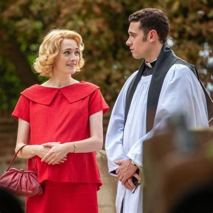 
Is Charlotte Ritchie Pregnant | Meet You Cast Husband And Family 