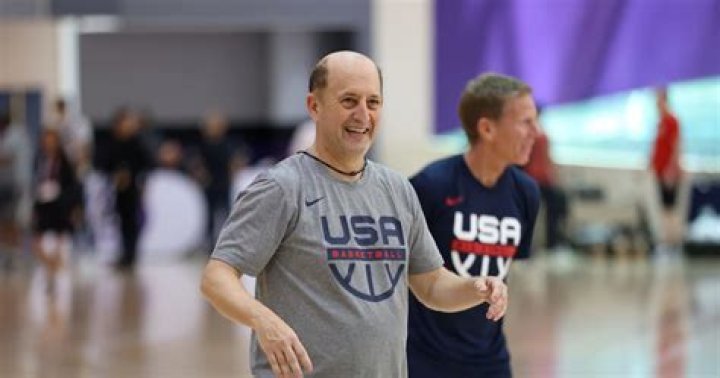 
Is Jeff Van Gundy Sick? Fans Are Worried About His Health 