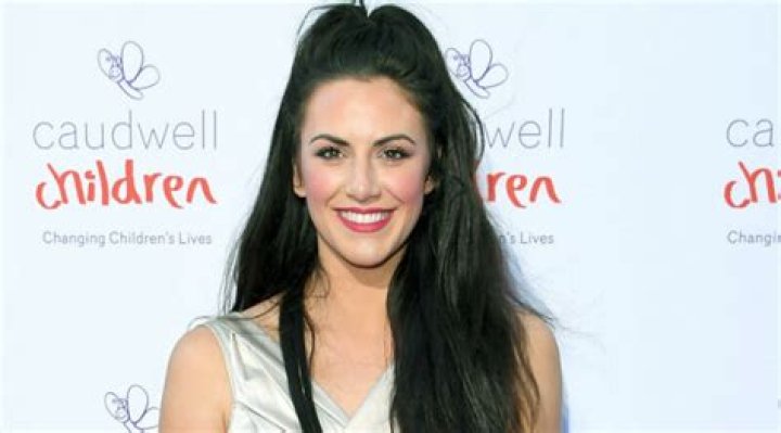 
Is Jessica Cunningham Married? Her Wiki, Age, Daughters, Height and Net worth 