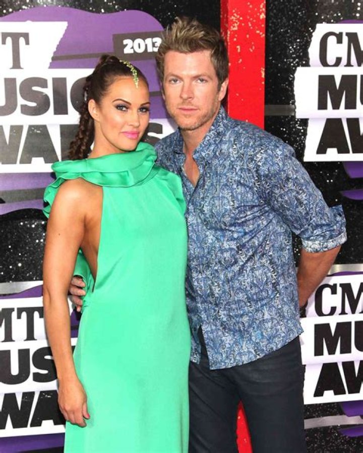 Is Joe Don Rooney Transgender? Who is Joe Don Rooney? Joe Don Rooney Wiki, Bio, Age, Height, Net Worth