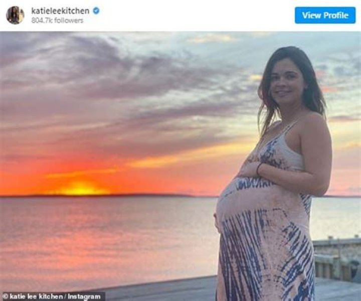 Is Katie Lee Biegel Pregnant Again In 2022? Chef’s New Baby Bump After Daughter Iris Marion