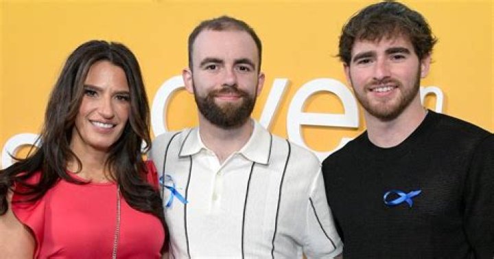 Is Laken Tomlinson Related To LaDainian Tomlinson? Parents Age And Siblings